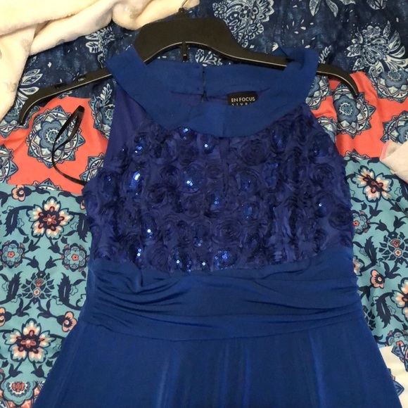 Blue dress - Picture 5 of 6